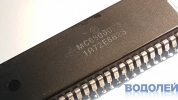  MC68000P8 (DIP-64)